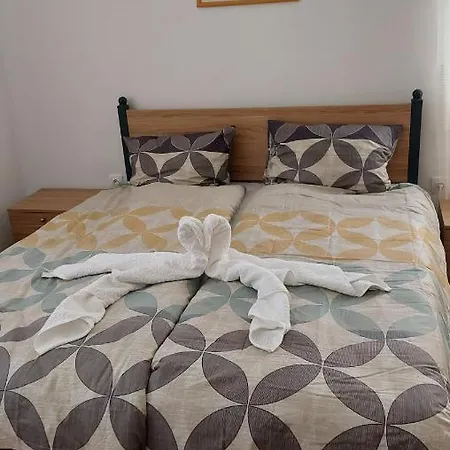 L&c- Location And Comfort In 2 Bdr Apartmán